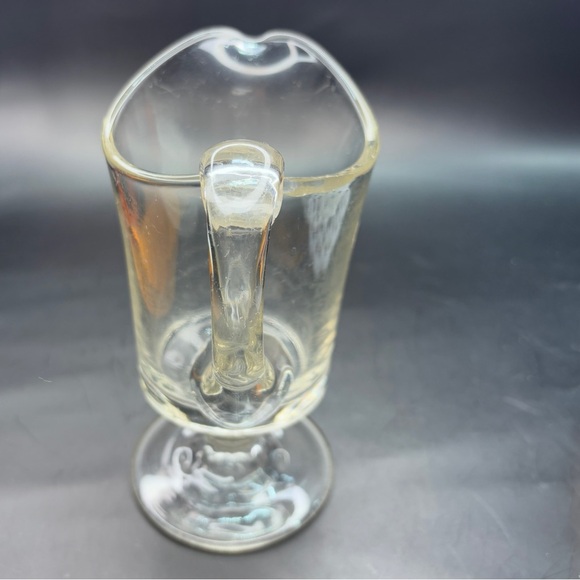 vintage glass creamer, dating back to the Early American Pattern Glass (EAPG) - Picture 4 of 6